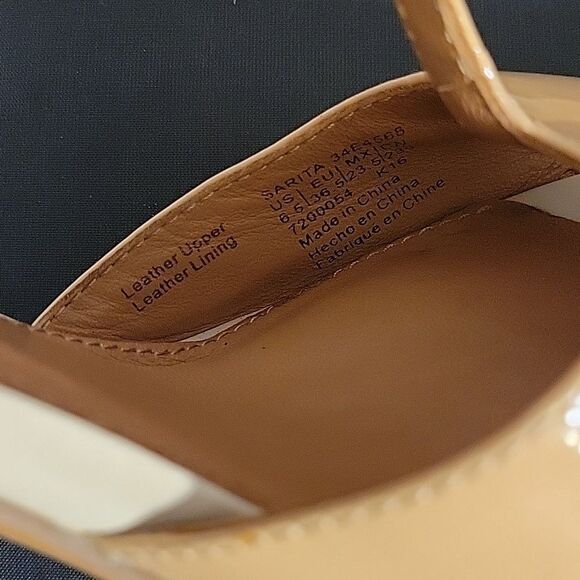 CALVIN KLEIN PEEP TOE ADJUSTABLE BUCKLE ANKLE STRAP SANDAL - Picture 12 of 12